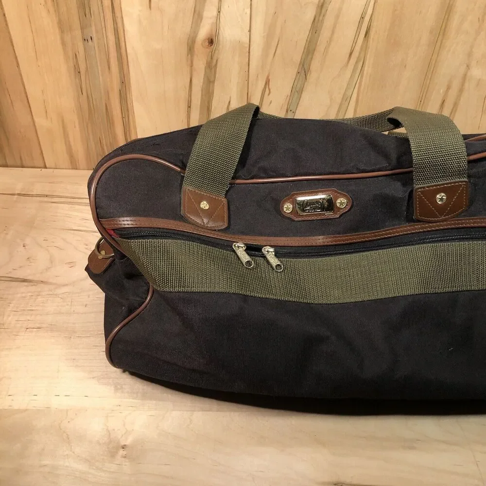 RICARDO OF BEVERLY HILLS TROUSDALE Carry-on Duffle Shoulder BAG Case Green